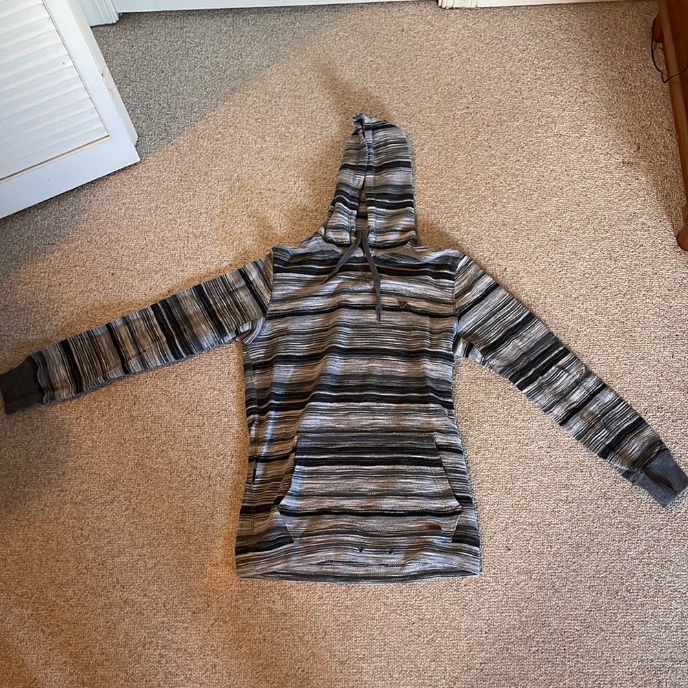 Vissla reversible hoodie